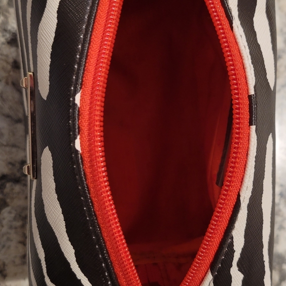 Stella & Dot Pouf - Picture 3 of 6